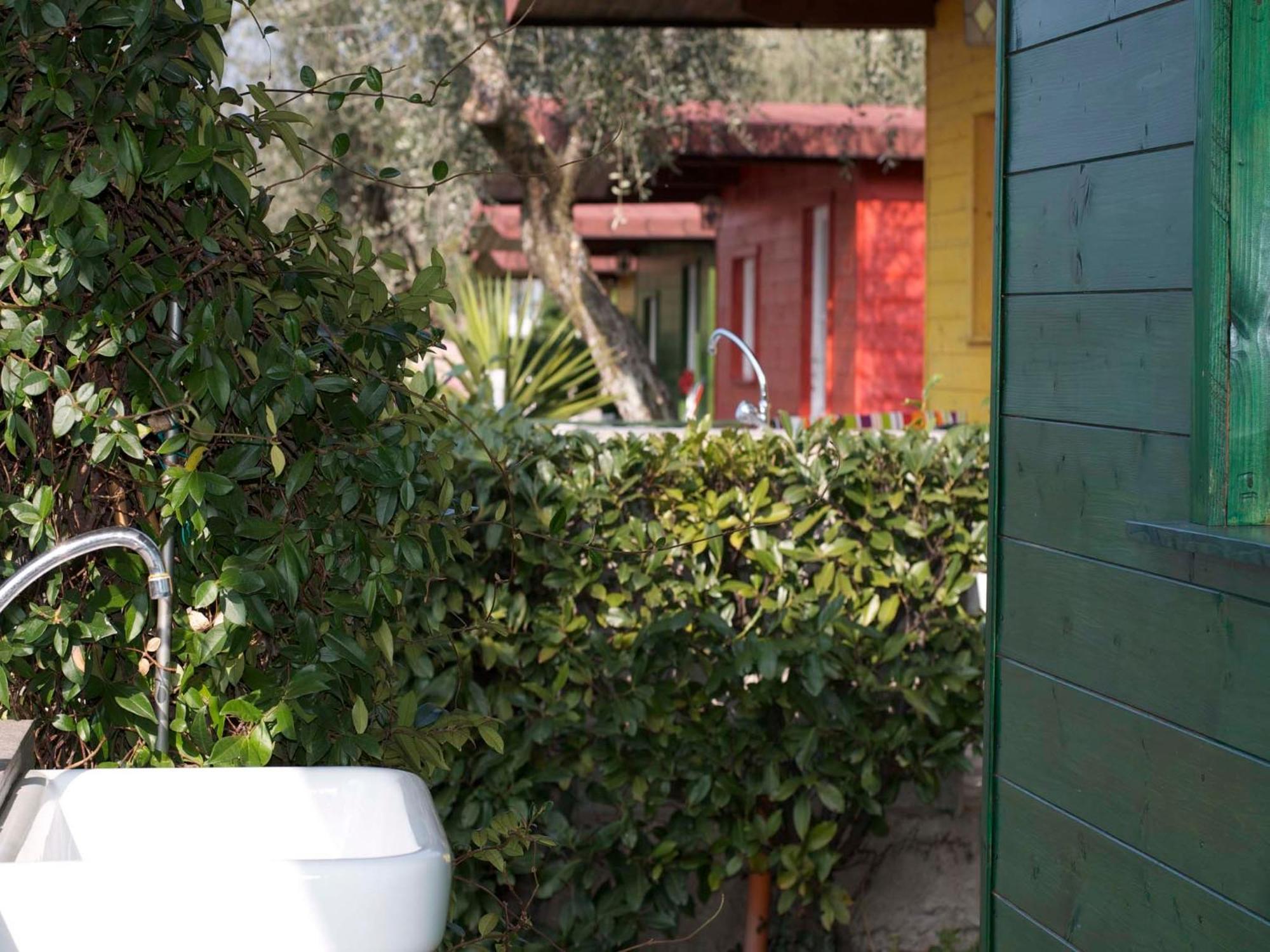 Hotel Aquacamp Brenzone sul Garda Exterior foto